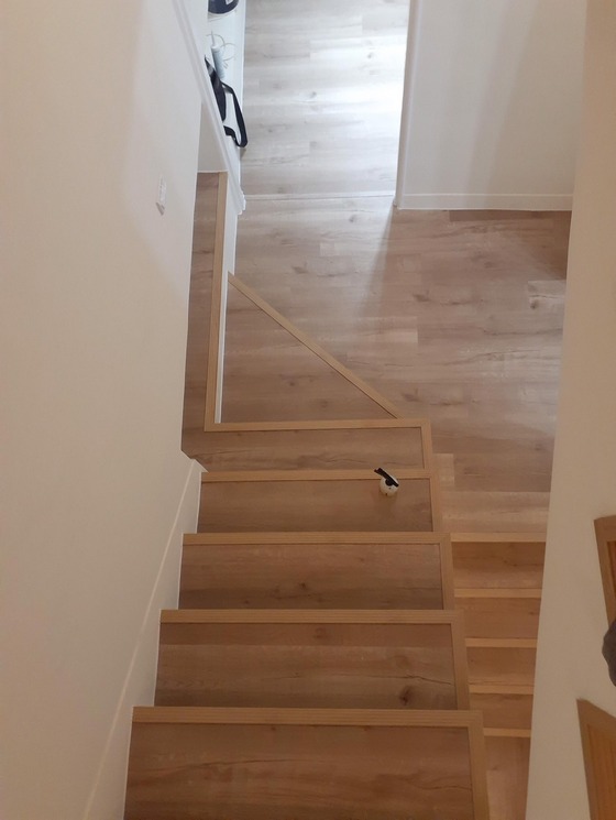 台中木地板-樓梯地板